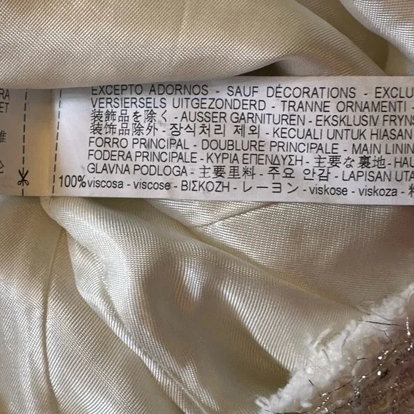 Zara size medium ecru white tweed w‎ pearl button and silver trim blazer - Picture 16 of 16